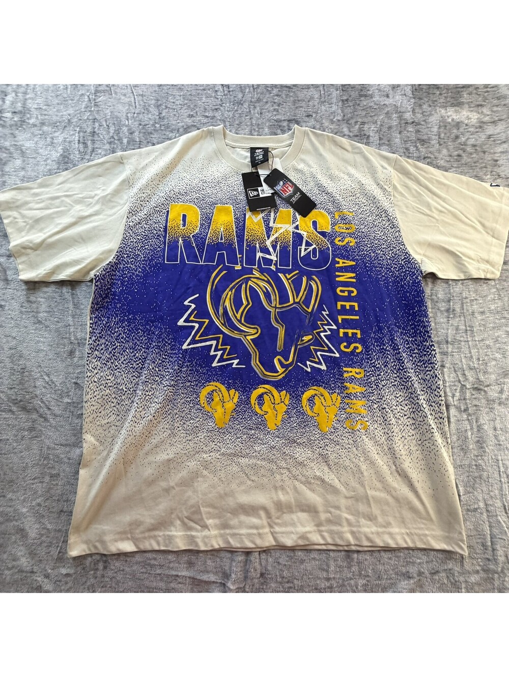 New Era NFL Los Angeles Rams Men's XL Cream Blue Gold Graphic T-Shirt Fan